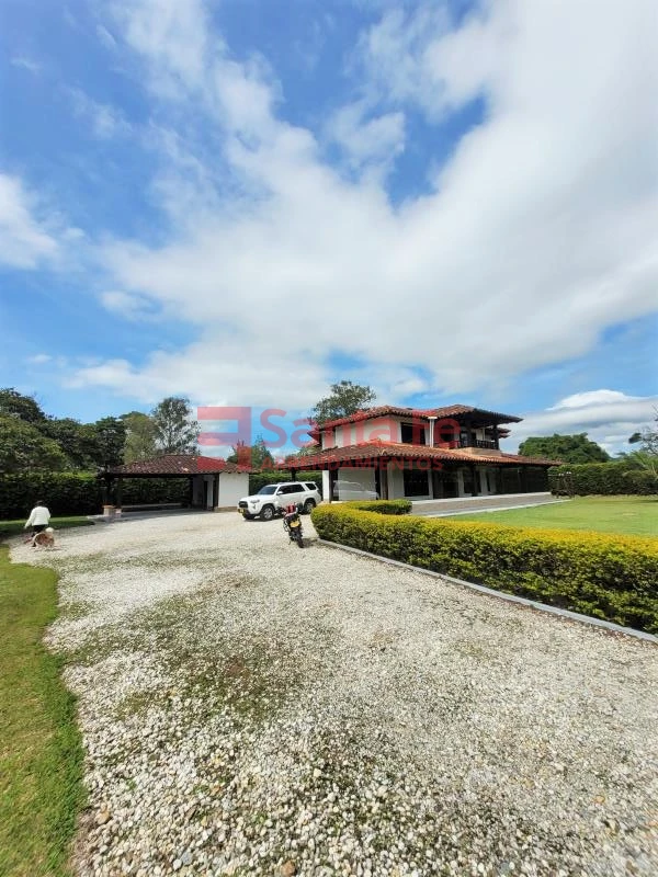 Casa en Llanogrande, Medellín