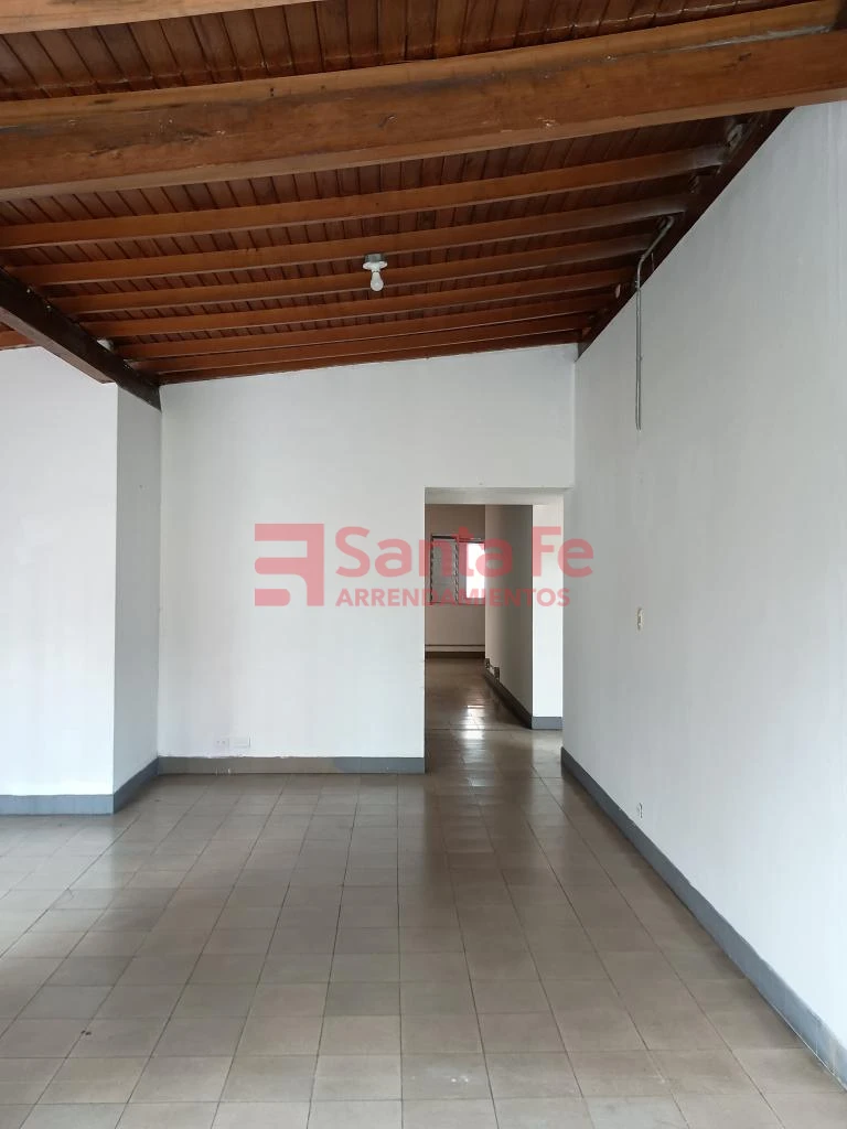 Casa Local en Laureles, Medellín