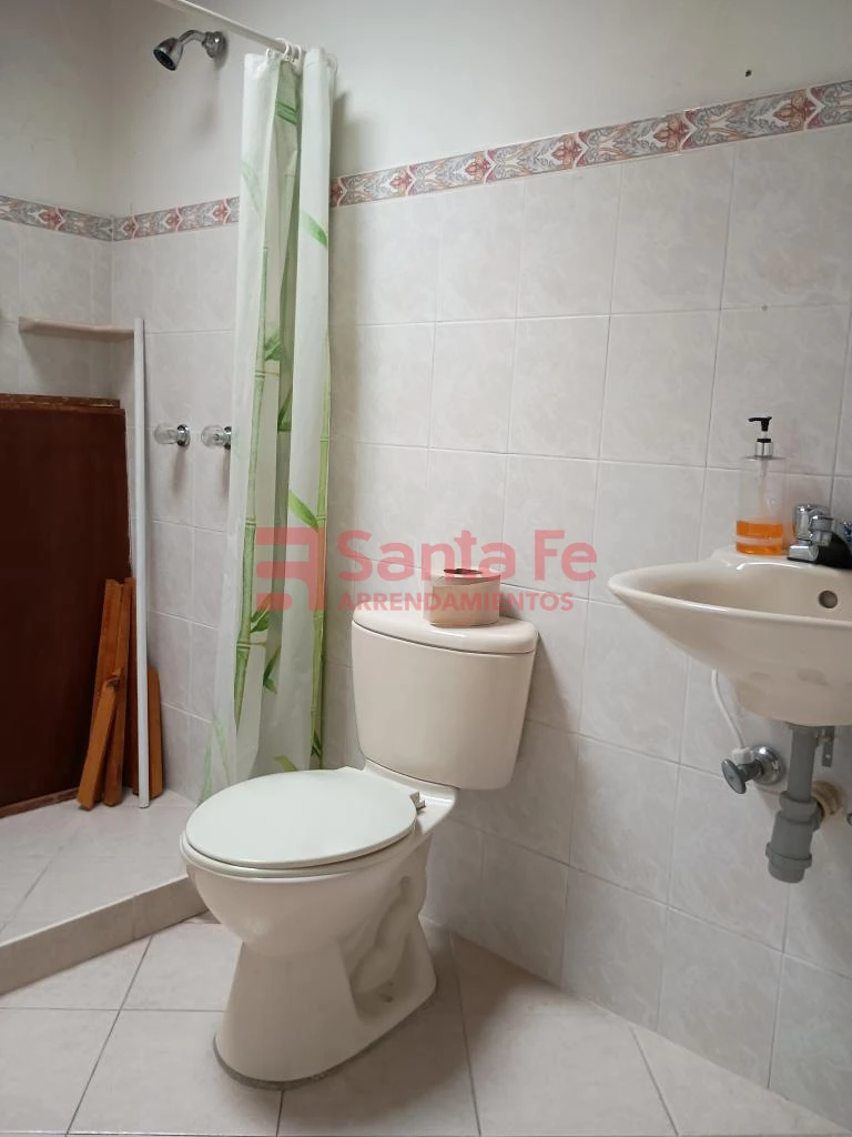 Casa Local en Laureles, Medellín — foto 23