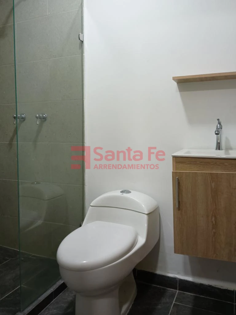Casa Local en Laureles, Medellín — foto 29