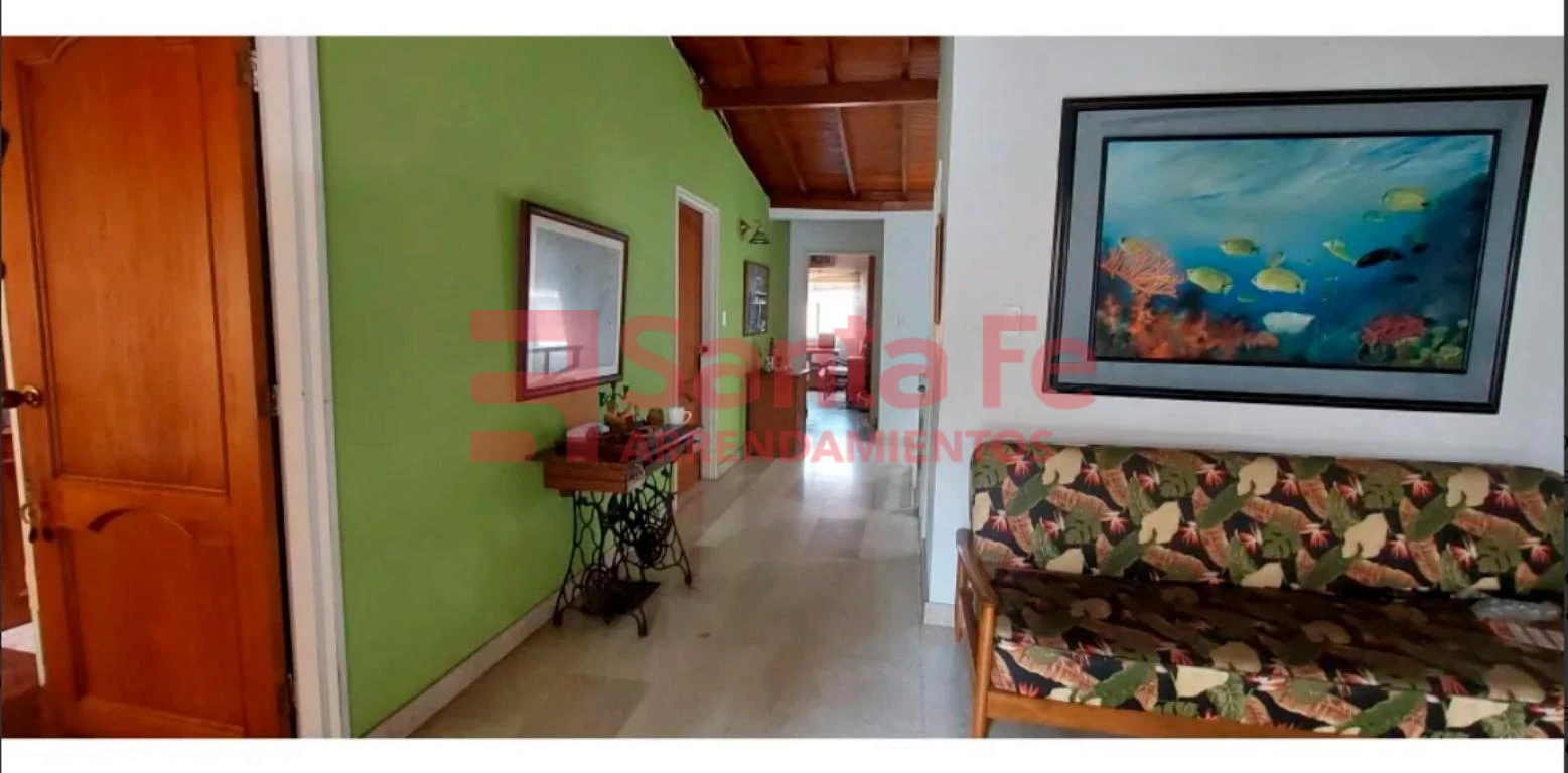 Casa Local en Velodromo, Medellín