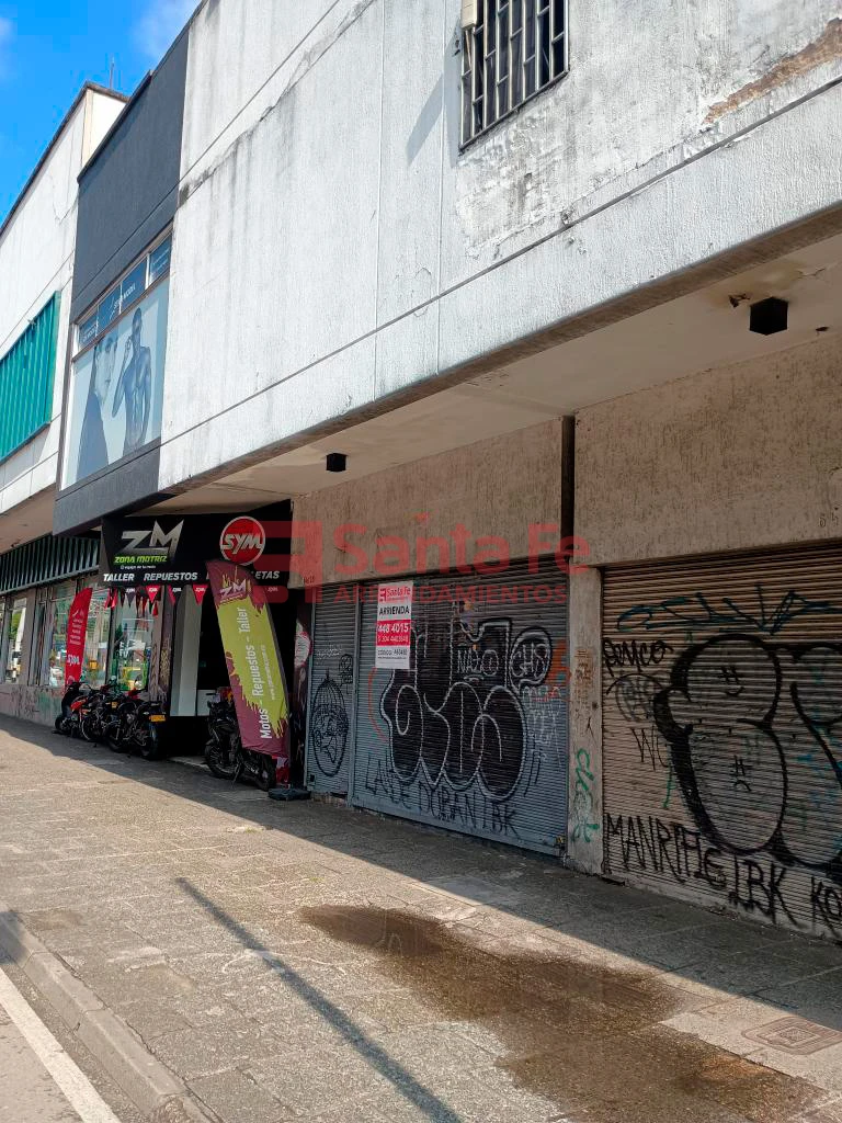 Local en Cerca exito de Colombia, Medellín