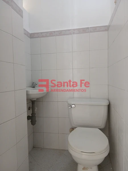 Local en Laureles, Medellín — foto 8