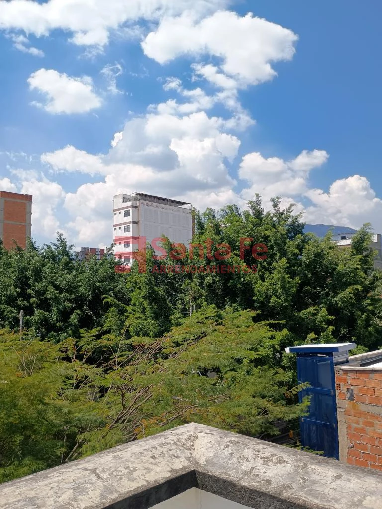 Casa Local en Florida Nueva, Medellín — foto 36
