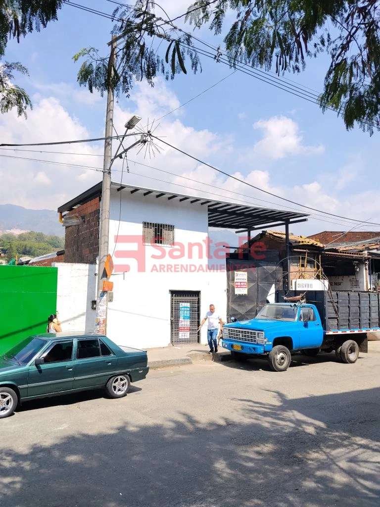 Bodega en Campo Valdés, Medellín