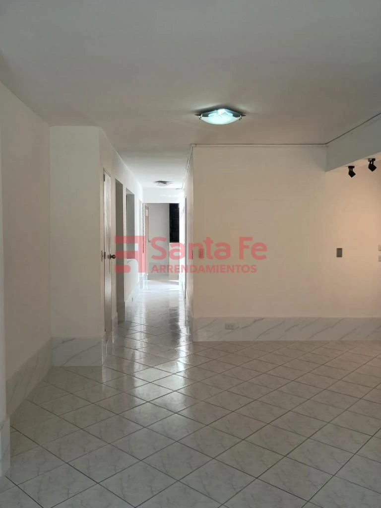 Casa en Laureles, Medellín